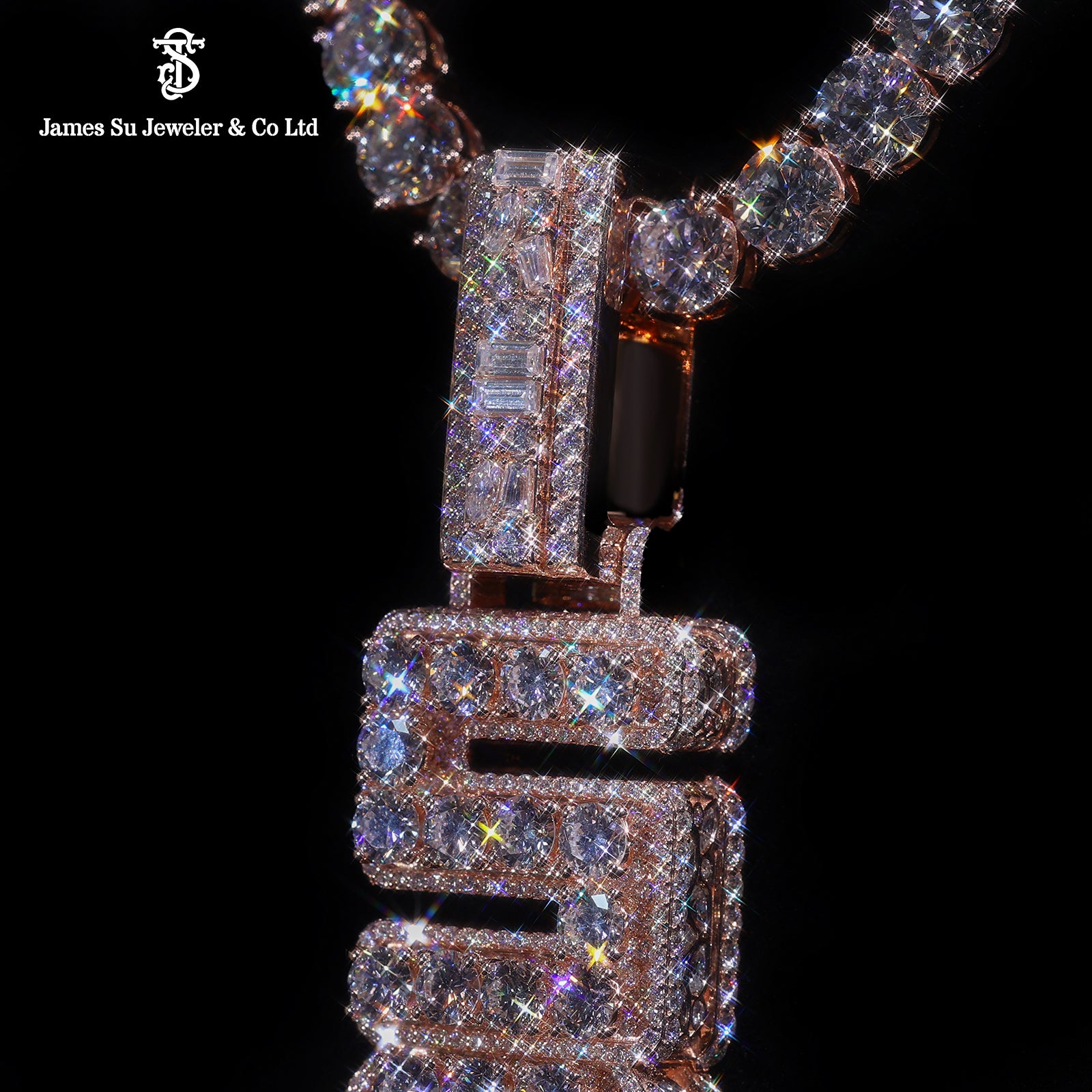 Rose Gold Solo Vertical Pendant