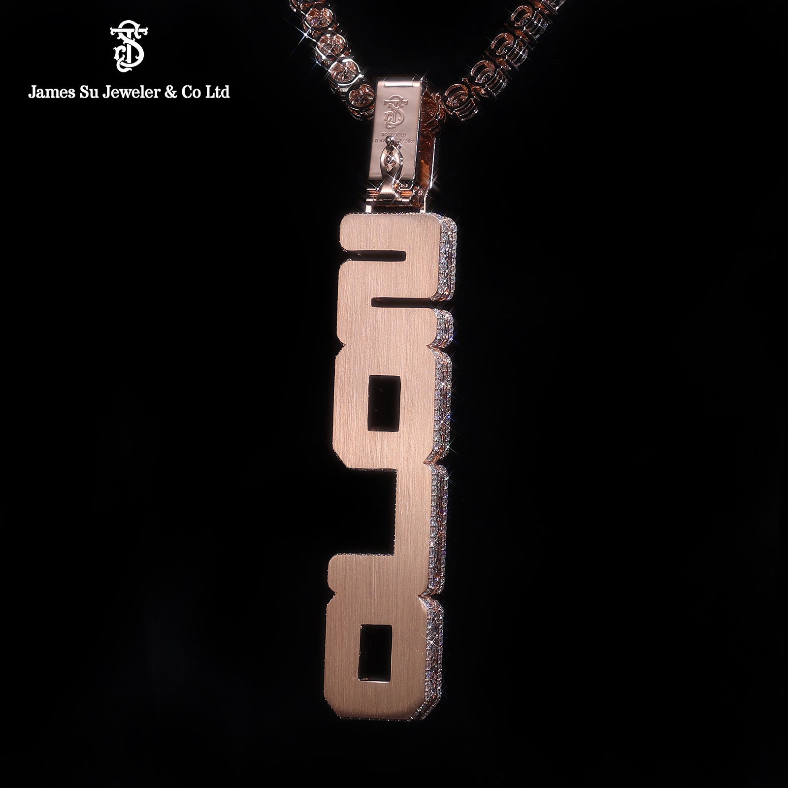 Rose Gold Solo Vertical Pendant