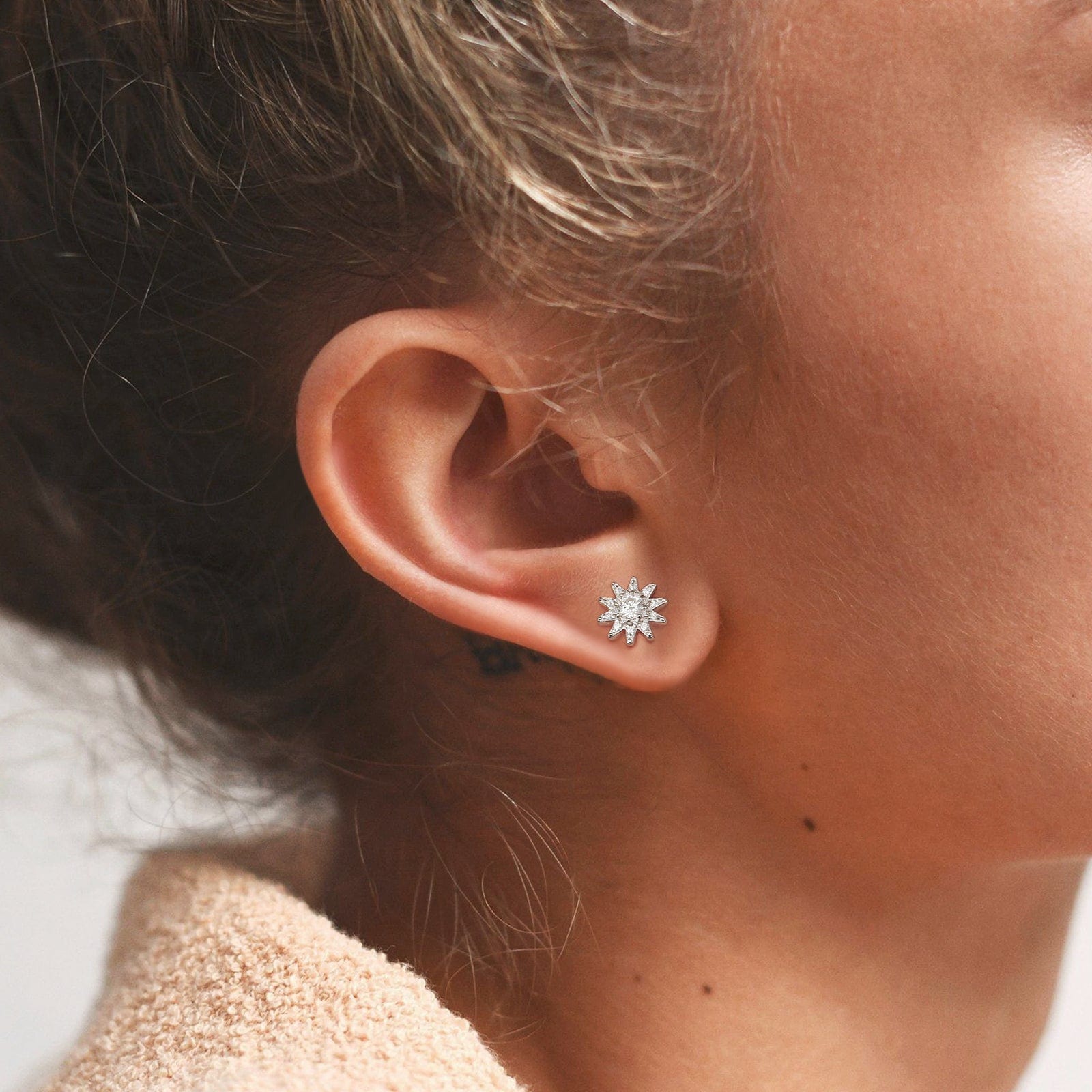 Earrings VVS1 Flower 0.4 Carats *2 Excellent Cut